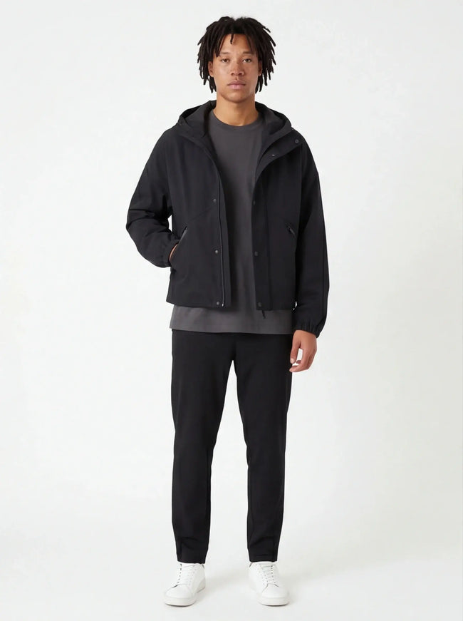 Abbigliamento Esclusivo – con Texture Fine e Dettagli Raffinati