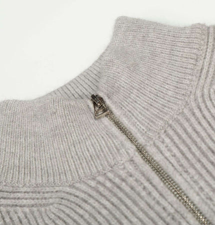 Retro Cardigan Sweater - Loose Fit close-up view of the stand-up collar and zipper detail.