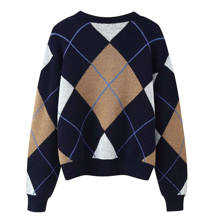 Retro Diamond Grid Round Neck Sweater with vintage-inspired diamond grid pattern in navy and earth tones.