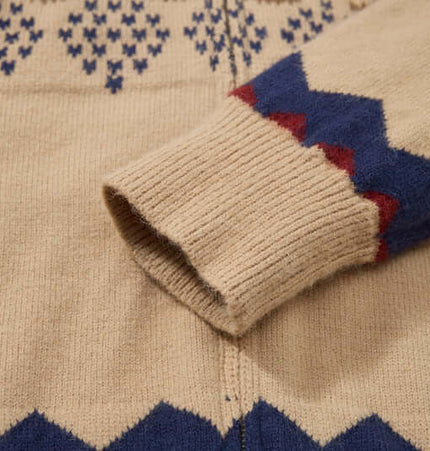 Detail of sleeve cuff on the Retro Fair Isle Knit Cardigan – Loose Fit, featuring a vintage color-block pattern.