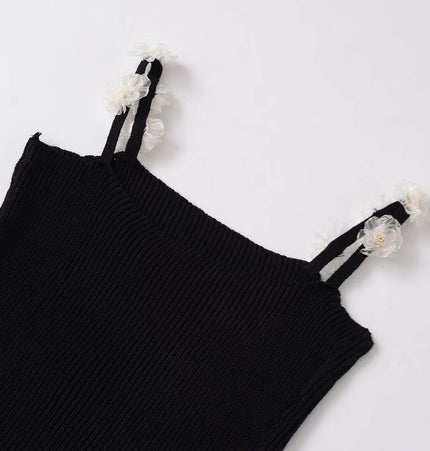 Round Neck Flower Knit Top – Sleeveless with flower details on straps close-up view