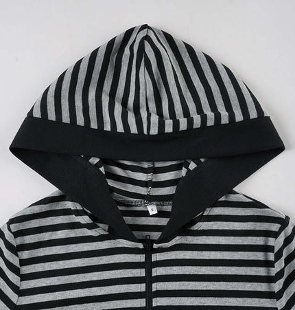 Striped Slim Fit Hooded Shorts Tracksuit - close-up of the hooded top with stylish striped pattern.