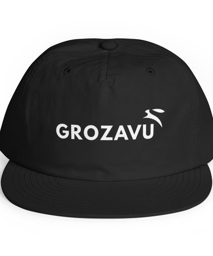 Grozavu five-panel cap in 100% recycled nylon, unstructured snapback