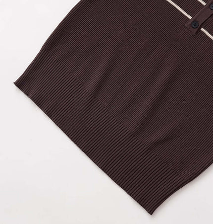 Threaded Knit Polo Collar Top – Loose Fit with ribbed texture and color-block splicing in brown.