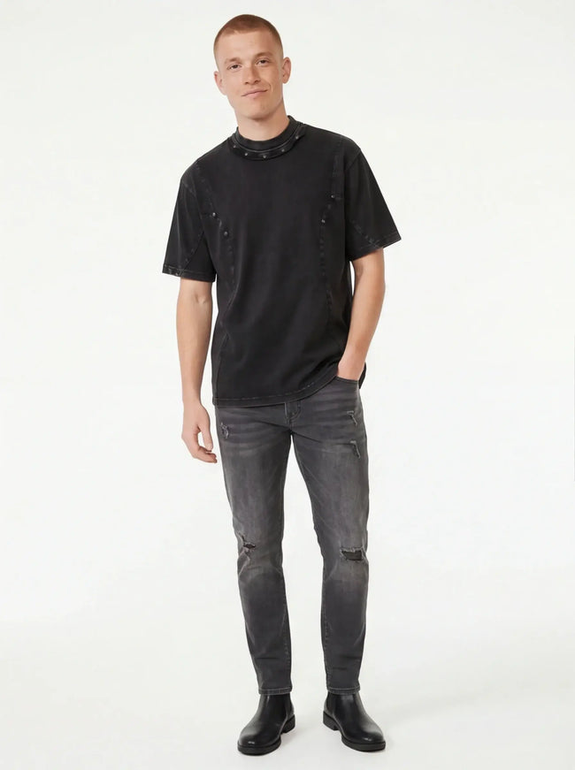 Timeless T-Shirt by Grozavu - Modern Silhouette (Pos 1)