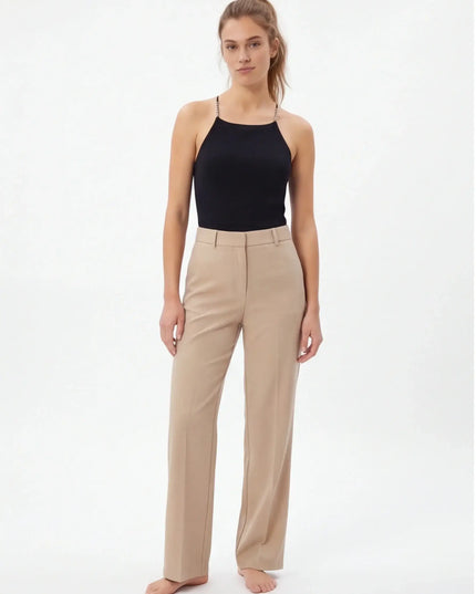 Maison Grozavu Sable Tank Loom in signature tone — front view showing the subtle drape of the fabric
