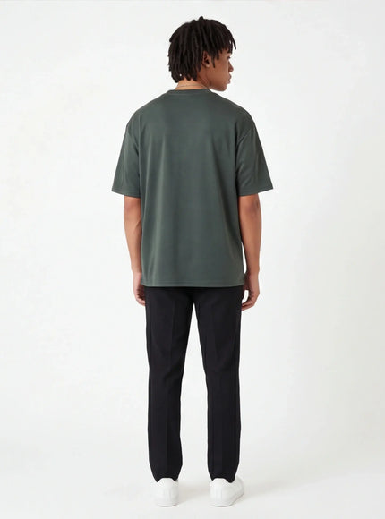 Tricou urban-chic – cu o atingere asemănătoare mătăsii pentru o estetică urbană