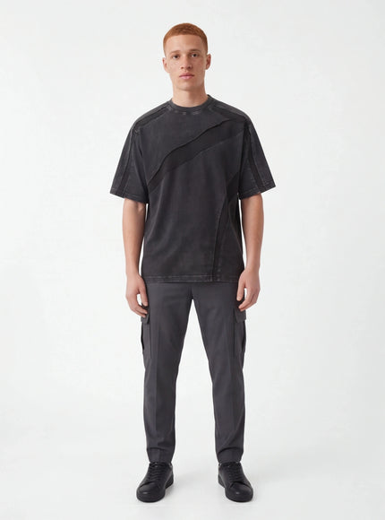 T-Shirt Dinamica – in Materiale Ultra-Morbido con Attitudine Streetwear