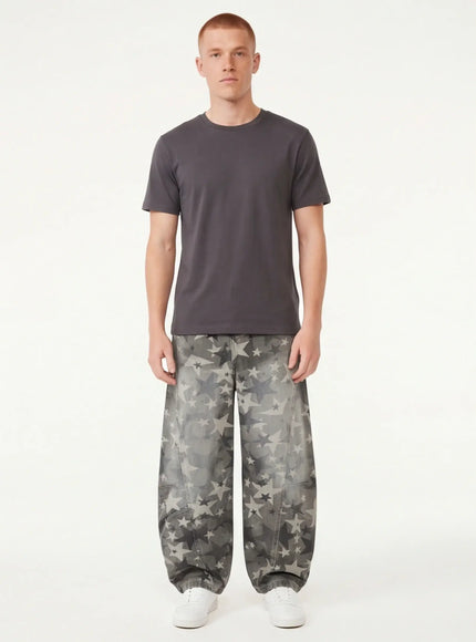 Tailored Jeans by Grozavu - Lifestyle Perspective (Pos 4)