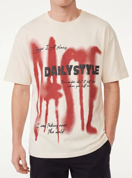 Essentieller Fit Graffiti Buchstaben Kurzarm T-Shirt