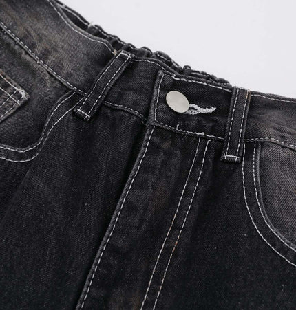 Washed Straight Black Jeans – Loose Fit close-up showing waistband and button detail for modern streetwear style.