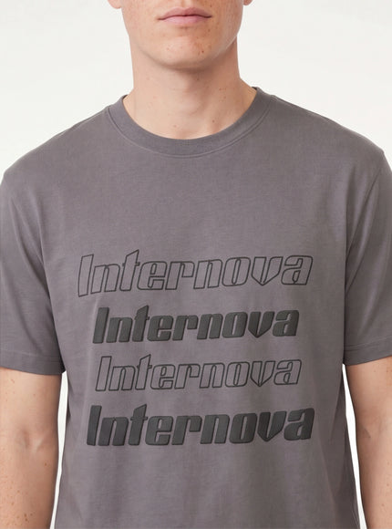 T-shirt a maniche corte di vestibilità essenziale metà