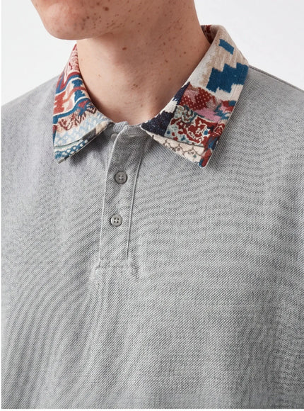 Polo Firmata – in Twill di Lusso per un'Estetica Urbana