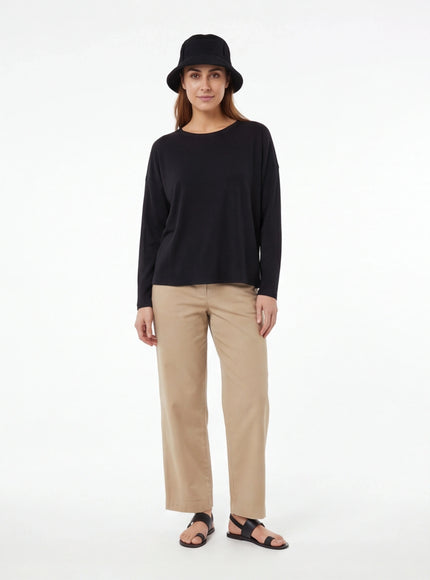 Versatile Hat – with a Silk-Like Touch for Everyday Elegance