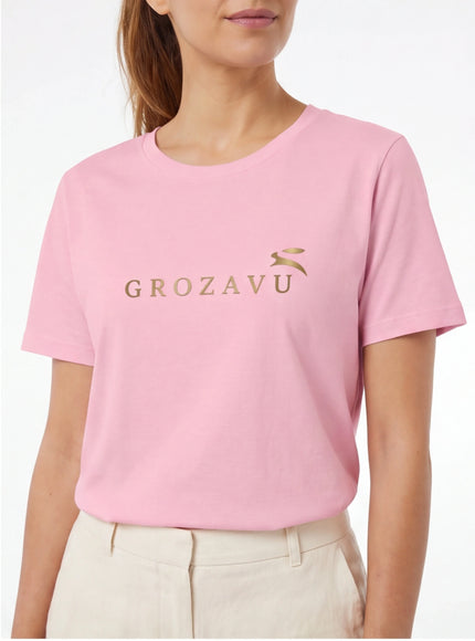 Exklusives T-Shirt – aus hochdichtem Stoff mit modernem Design