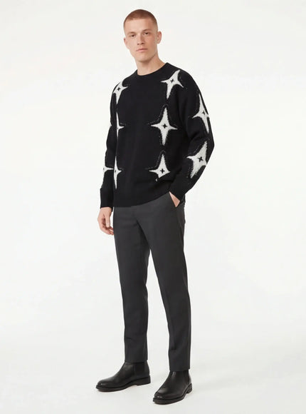 Sculpted Apparel by Grozavu - Lifestyle Perspective (Pos 11)